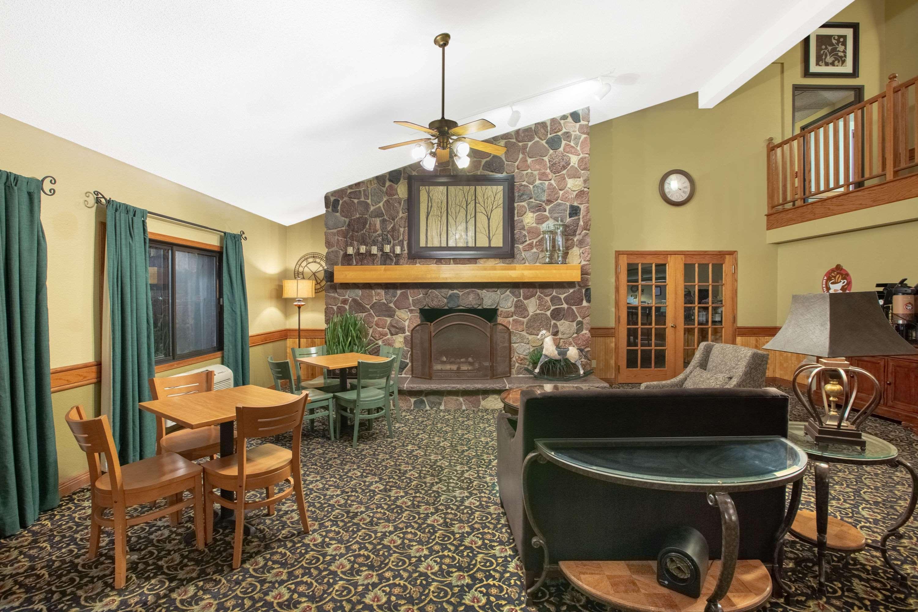 Americinn By Wyndham Kearney Eksteriør billede