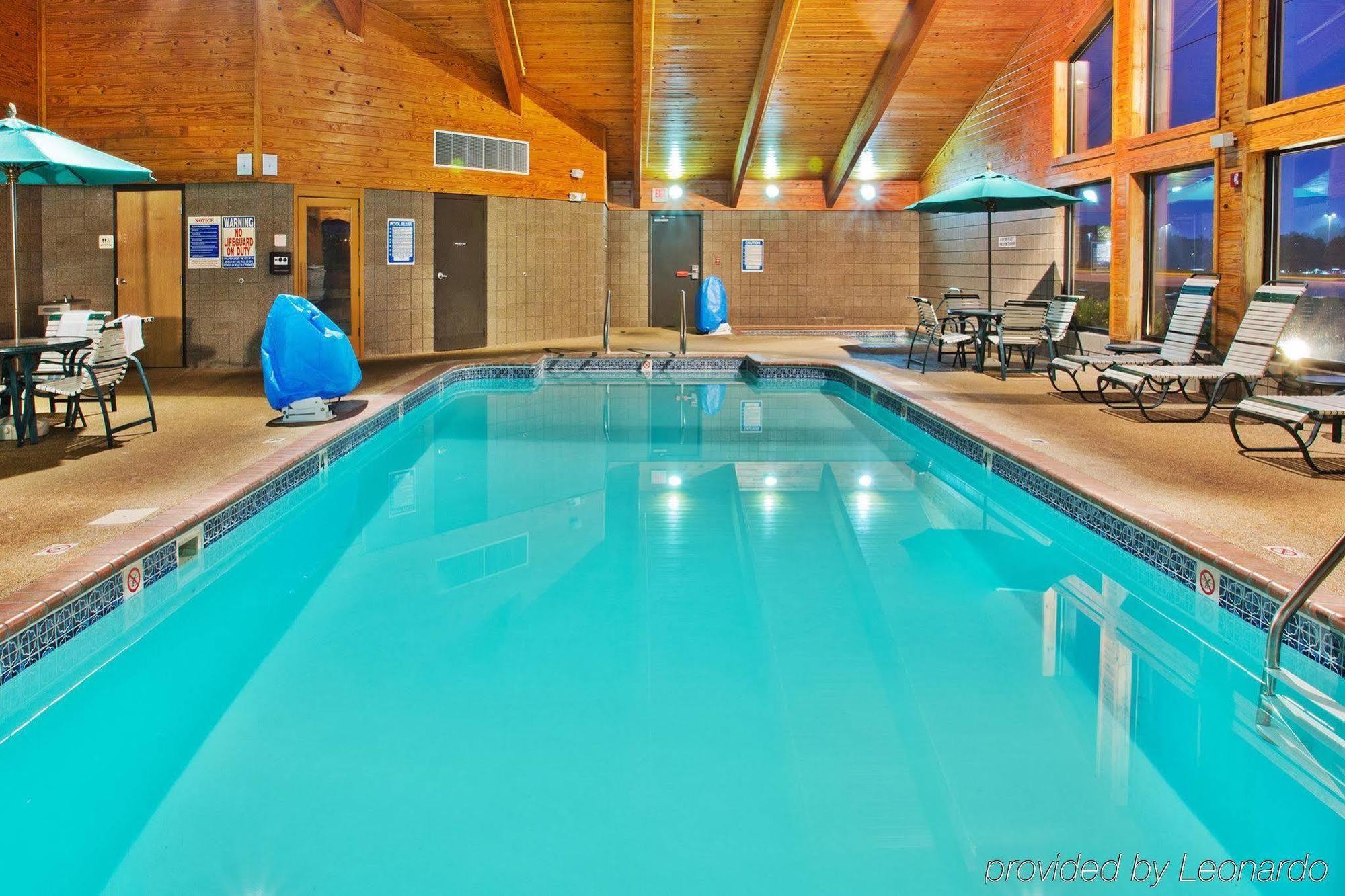 Americinn By Wyndham Kearney Eksteriør billede